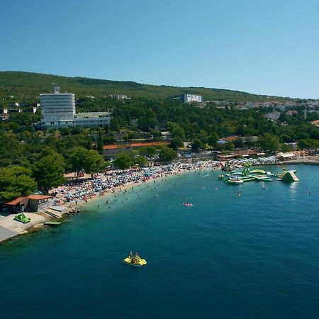 Villa Sara Crikvenica Bagian luar foto