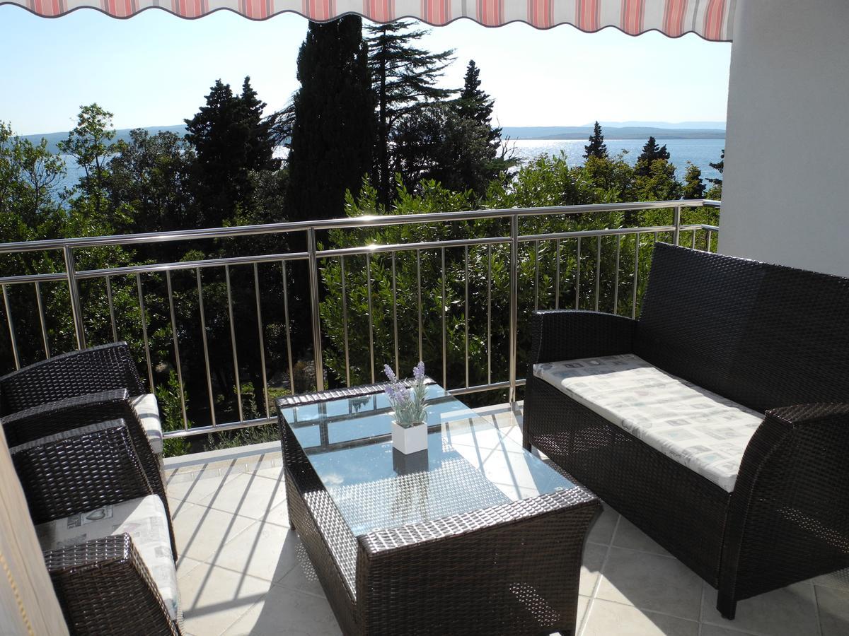 Villa Sara Crikvenica Bagian luar foto